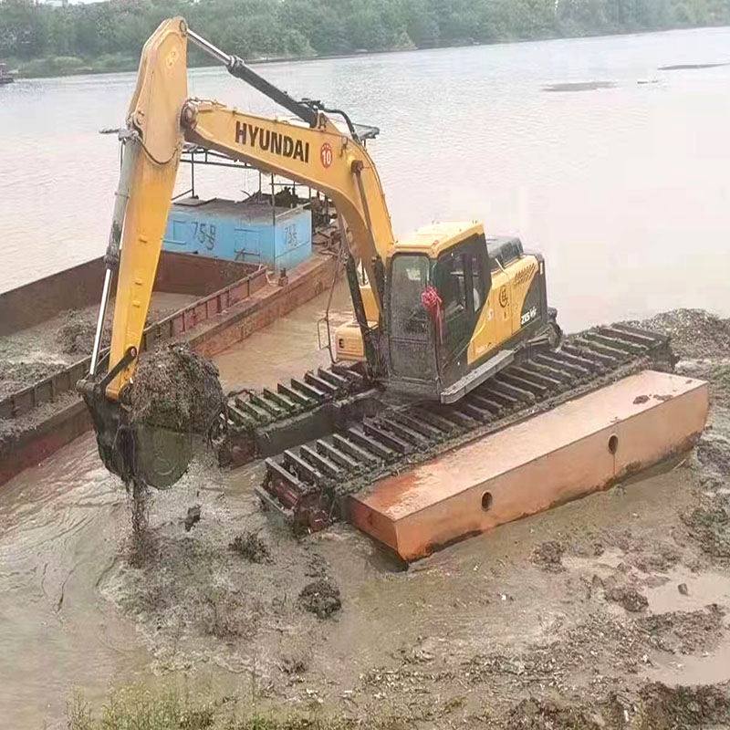 上海浅滩开发水挖掘机